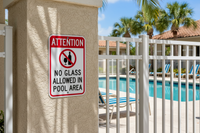 Attention No Glass Allowed In Pool Area Sign - 12x18