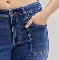 Judy Blue Mid Rise 90's Straight Leg Fit Jeans