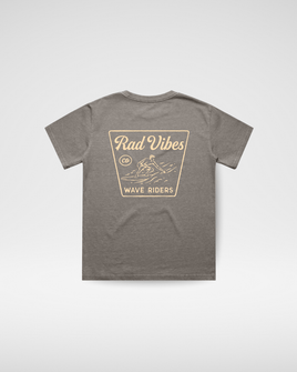 THE MAVERICKS TEE - FADED GREY